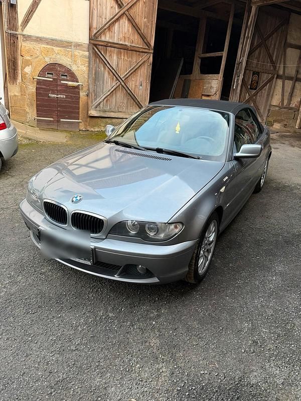 Gebraucht BMW 318 Cabriolet 150 PS (110 kW) 2005 Grau Cabrio