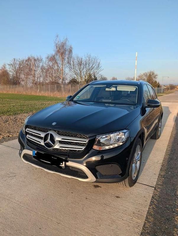 Gebraucht Mercedes GLC220 170 PS (125 kW) 2016 Schwarz SUV