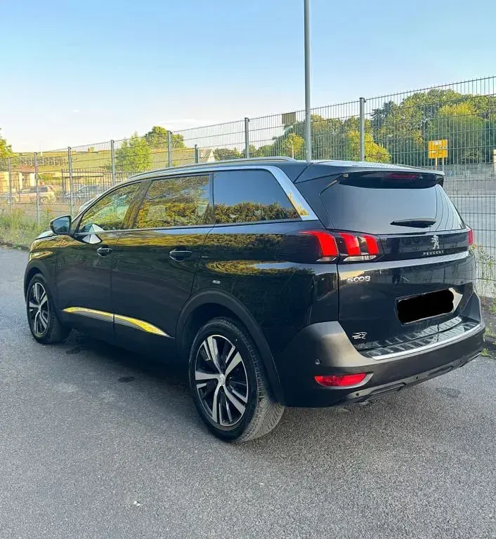Gebraucht Peugeot 5008 Allure 131 PS (96 kW) 2020 Schwarz SUV