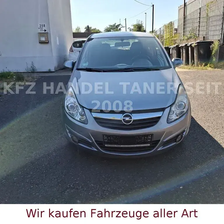 Gebraucht Opel Corsa Edition 80 PS (58 kW) 2008 Silber Kleinwagen