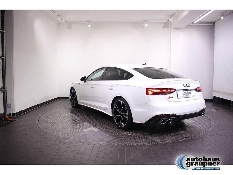 Gebraucht Audi S5 Sportback Ambiente 341 PS (250 kW) 2022 Weiss / ibisweiss Kleinwagen