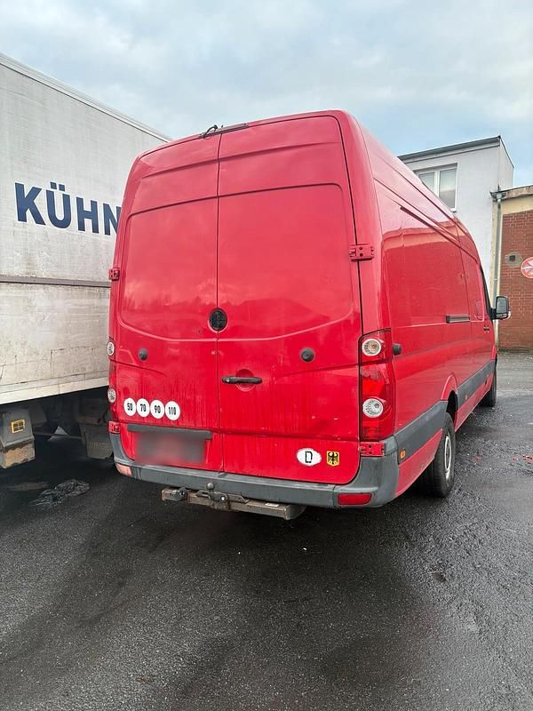 Gebraucht VW Crafter 163 PS (119 kW) 2016 Rot Van