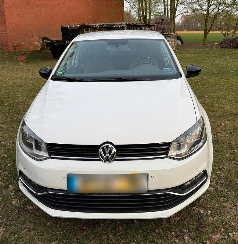 Gebraucht VW Polo 90 PS (66 kW) 2015 Weiß Kleinwagen