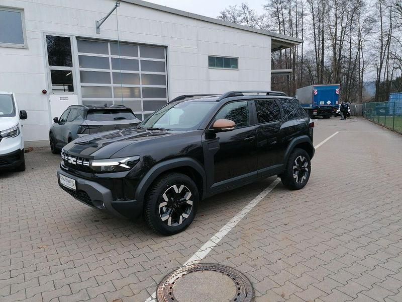 Schwarz Gebraucht 2025 Dacia Duster Extreme SUV | 30.498 € (Teuer) - Bild 1/4