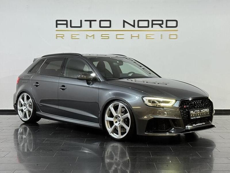 Gebraucht Audi RS3 Sport 400 PS (294 kW) 2019 Grau Limousine