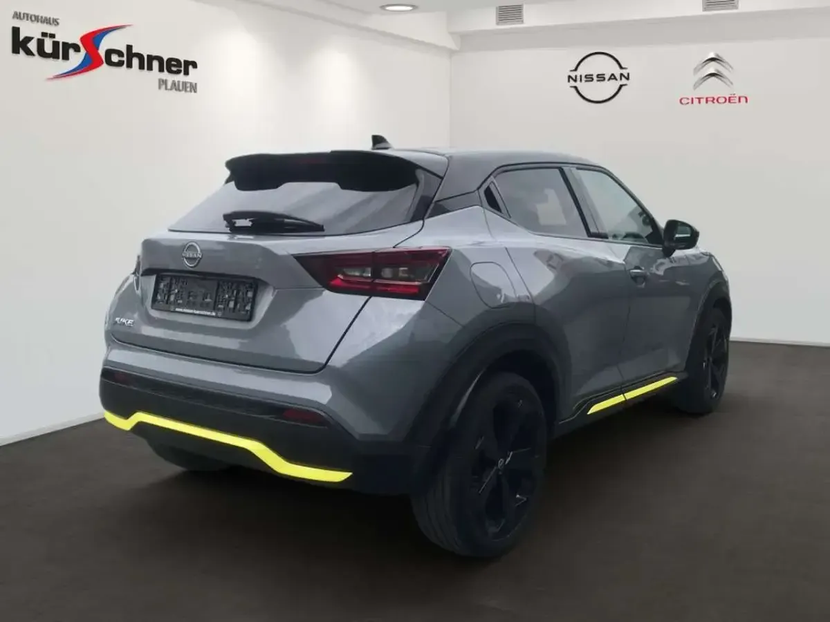 Gebraucht Nissan Kiiro 114 PS (83 kW) 2022 Ceramic grey p/black m SUV