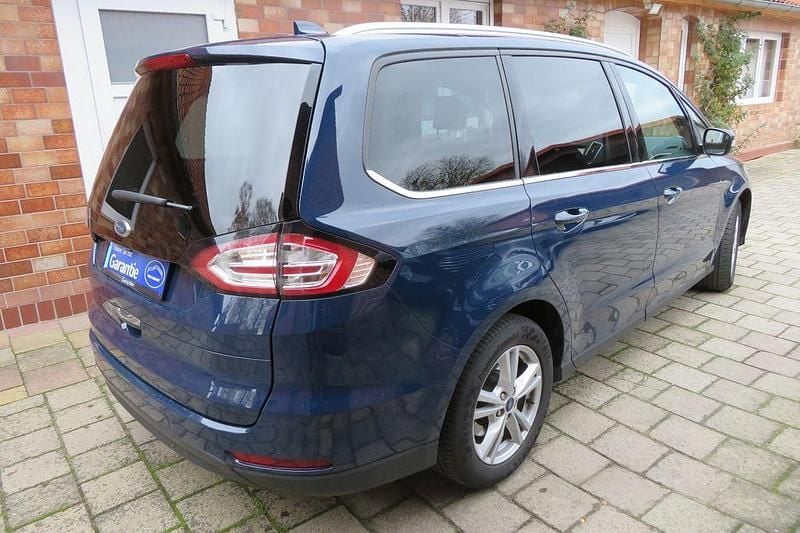 Gebraucht Ford Galaxy Titanium 150 PS (110 kW) 2020 Blau Van / Kleinbus