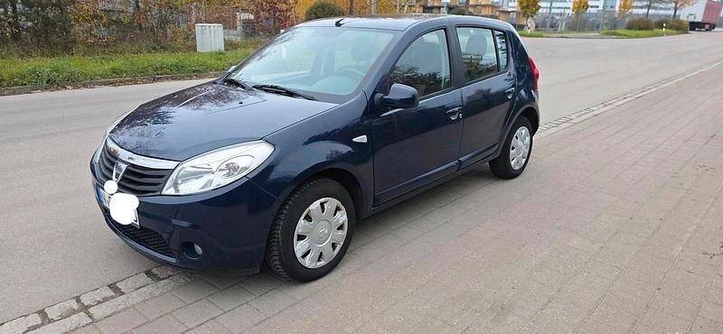 Blau Gebraucht 2012 Dacia Sandero Kleinwagen | 2.300 € (Guter Preis) - Bild 1/4