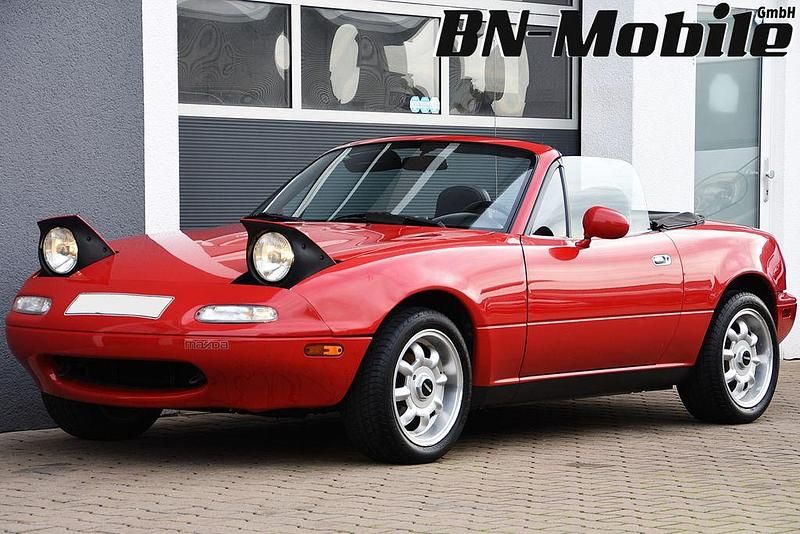 Rot Gebraucht 1990 Mazda MX5 Cabrio | 10.980 € - Bild 1/4