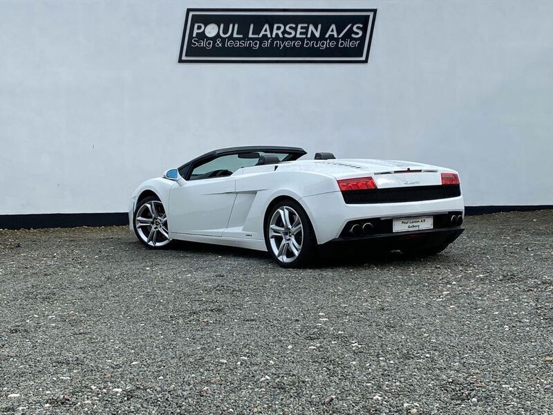 Second-hand Lamborghini Gallardo 560 CP (411 kW) 2010 Alb Cabrio