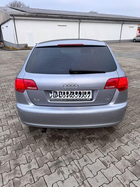 Gebraucht Audi A3 102 PS (75 kW) 2005 Blau Kleinwagen