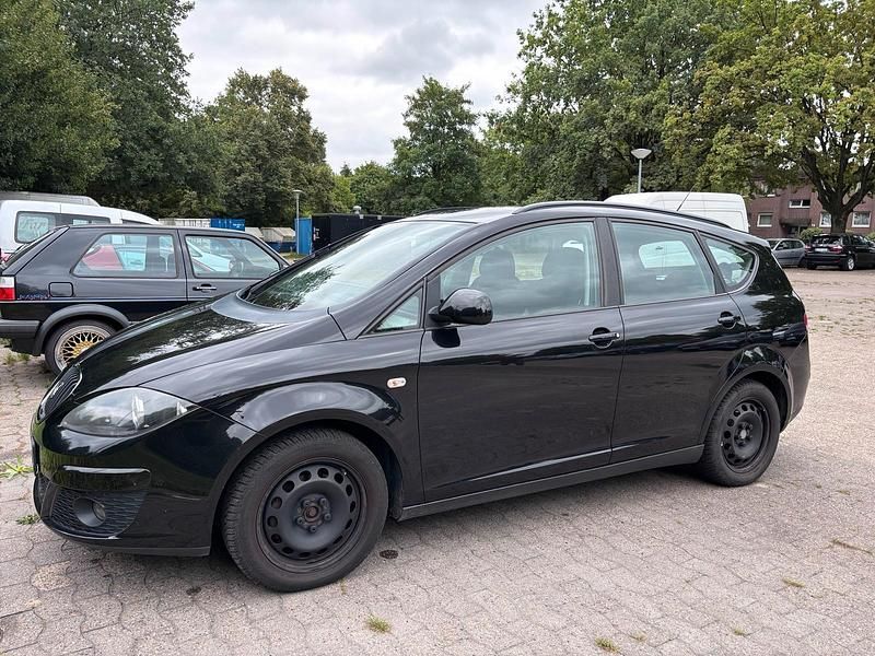 Schwarz Gebraucht 2012 Seat Altea XL Van / Kleinbus | 4.600 € (Fairer Preis) - Bild 1/4