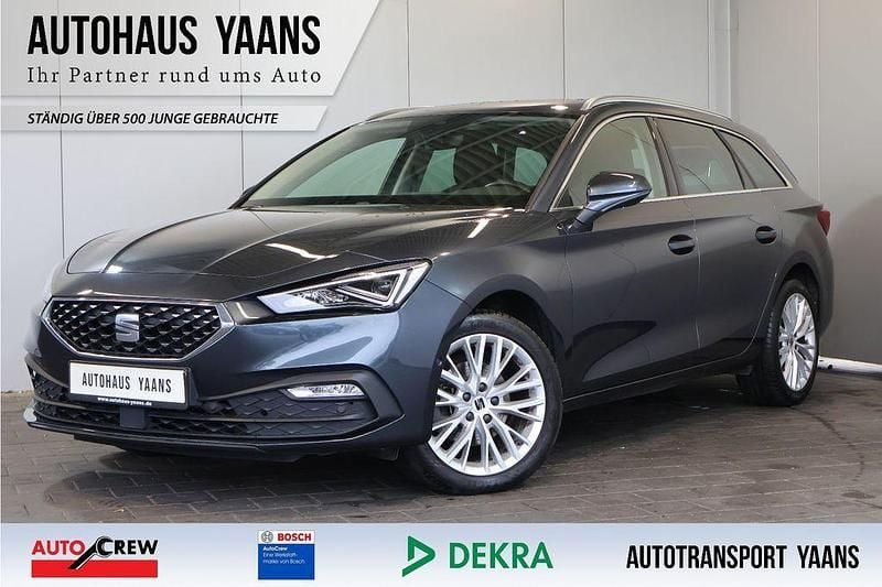 Grau Gebraucht 2021 Seat Leon ST XCELLENCE Kombi | 18.289 € (Superpreis) - Bild 1/4