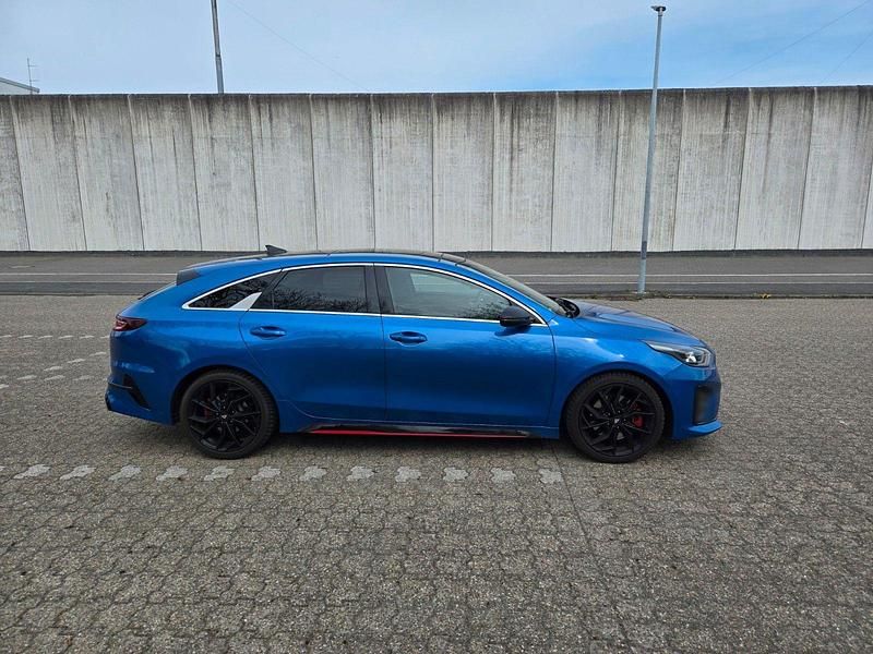 Gebraucht Kia ProCeed GT 204 PS (150 kW) 2019 Blau Kombi