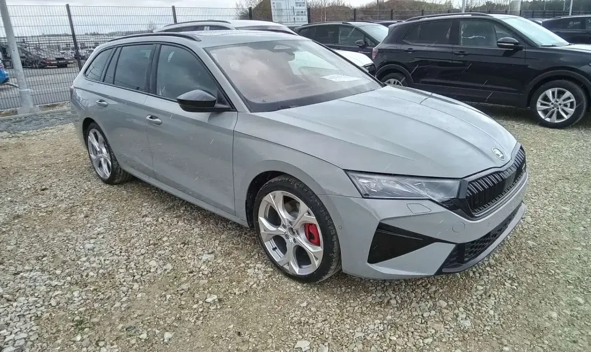 Gebraucht Skoda Octavia RS 265 PS (194 kW) 2026 Grau Kombi