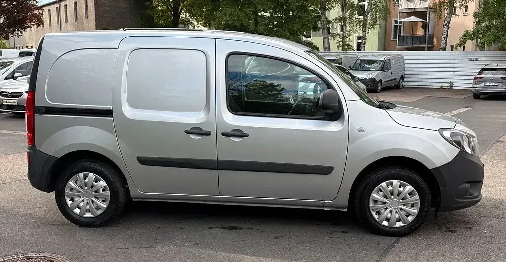 Gebraucht Mercedes Citan 109 90 PS (66 kW) 2018 Silber Van / Kleinbus