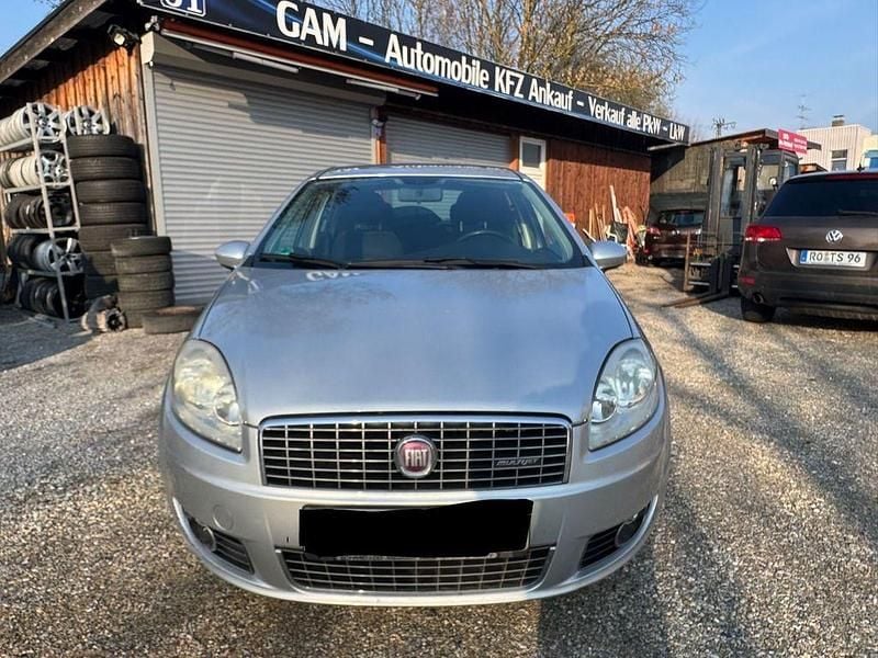 Gebraucht Fiat Linea Dynamic 90 PS (66 kW) 2008 Silber Limousine
