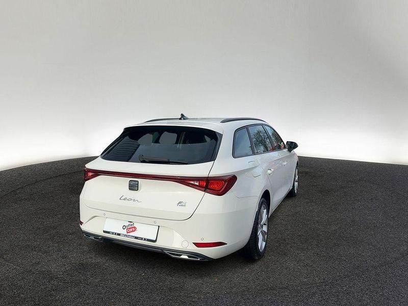 Gebraucht Seat Leon FR 204 PS (150 kW) 2022 Candy weiss Kombi