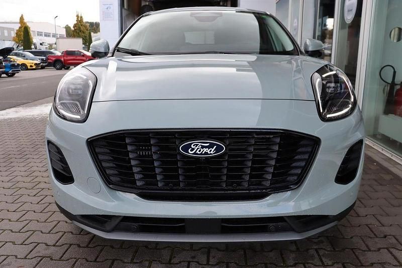 Neu Ford Puma Titanium 125 PS (91 kW) 2025 Cactus grey SUV