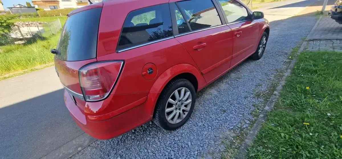 Gebraucht Opel Astra Elegance 125 PS (91 kW) 2005 Kombi