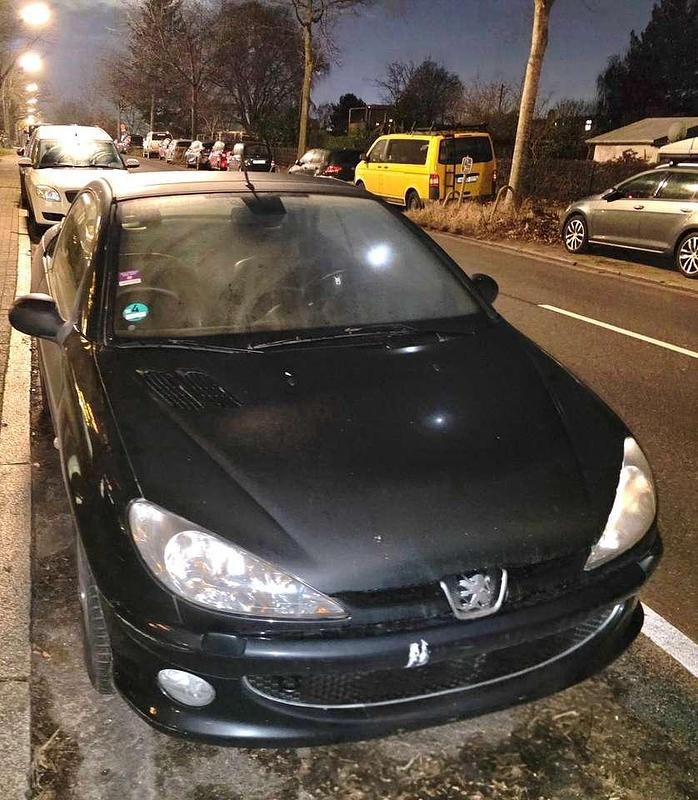 Schwarz Gebraucht 2005 Peugeot 206 Cabrio | 1.500 € (Guter Preis) - Bild 1/2