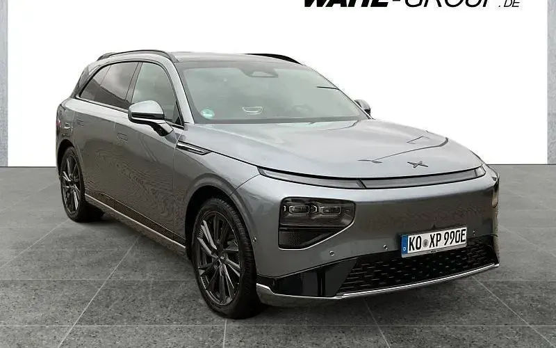 Gebraucht XPENG G9 AWD Performance 405 kW (551 PS) 2025 Grau SUV