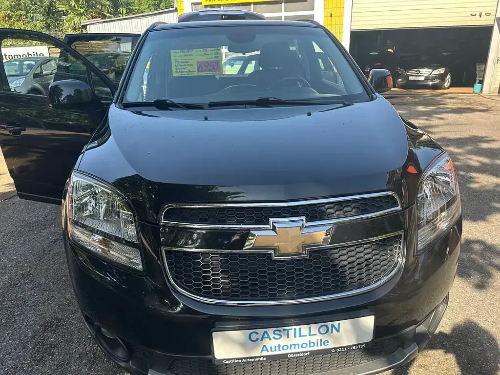 Gebraucht Chevrolet Orlando LT 140 PS (102 kW) 2013 Schwarz Van / Kleinbus
