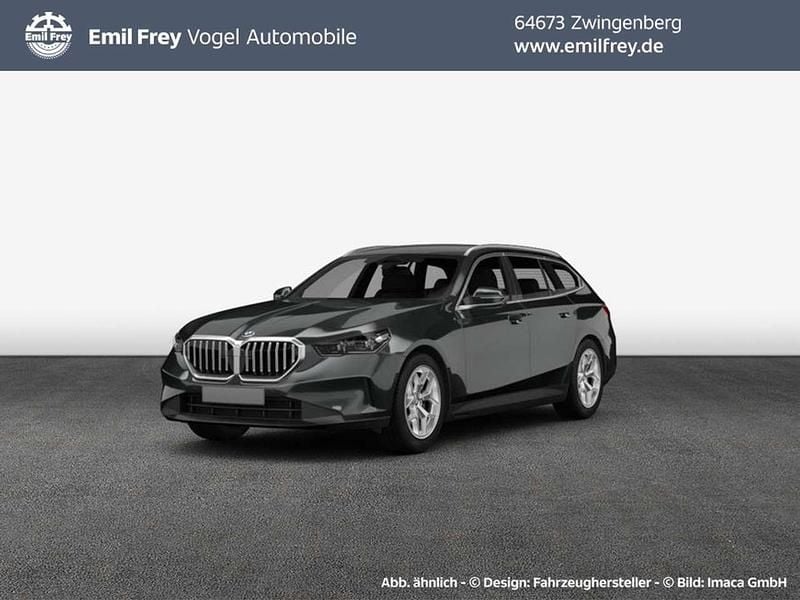 Grau Neu 2025 BMW 520 Kombi | 68.690 € (Teuer) - Bild 1/3