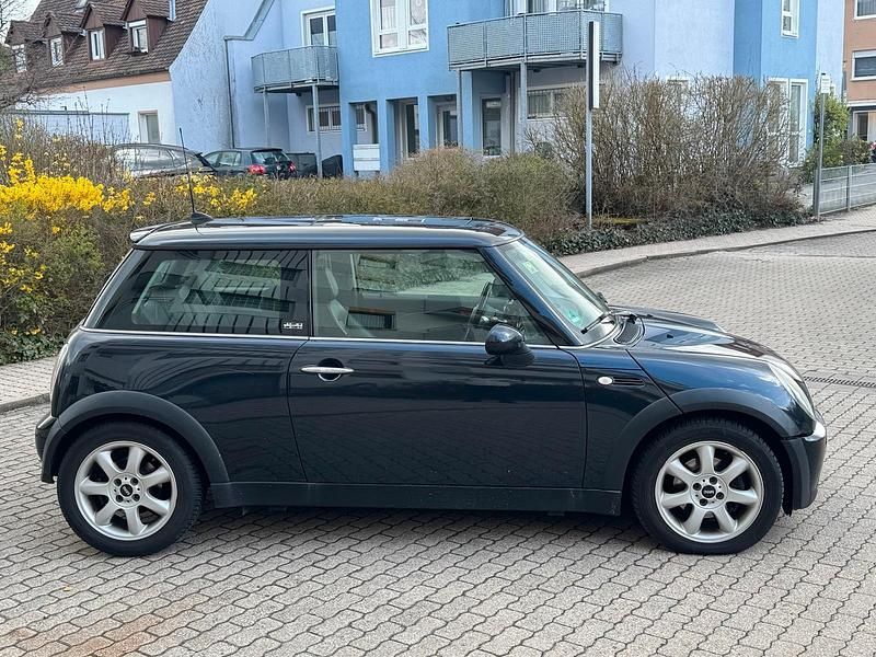Gebraucht Mini Cooper 116 PS (85 kW) 2007 Schwarz Kleinwagen