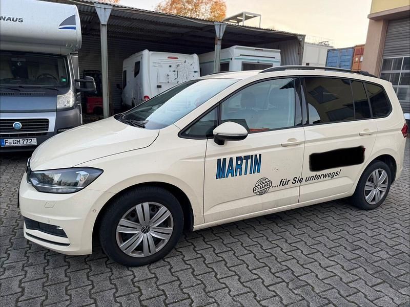 Gelb Gebraucht 2021 VW Touran Van / Kleinbus | 4.990 € (Superpreis) - Bild 1/4