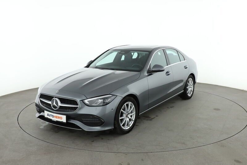 Grau Gebraucht 2022 Mercedes C220 Avantgarde Limousine | 35.960 € (Fairer Preis) - Bild 1/4