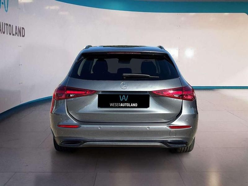 Gebraucht Mercedes C200 Avantgarde 163 PS (119 kW) 2022 Selenitgrau  metalliclack Kombi