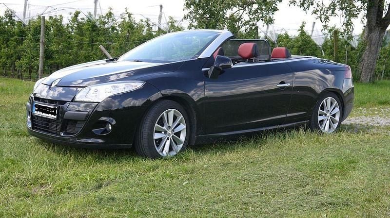 Gebraucht Renault Mégane Cabriolet Luxe 131 PS (96 kW) 2012 Schwarz Cabrio