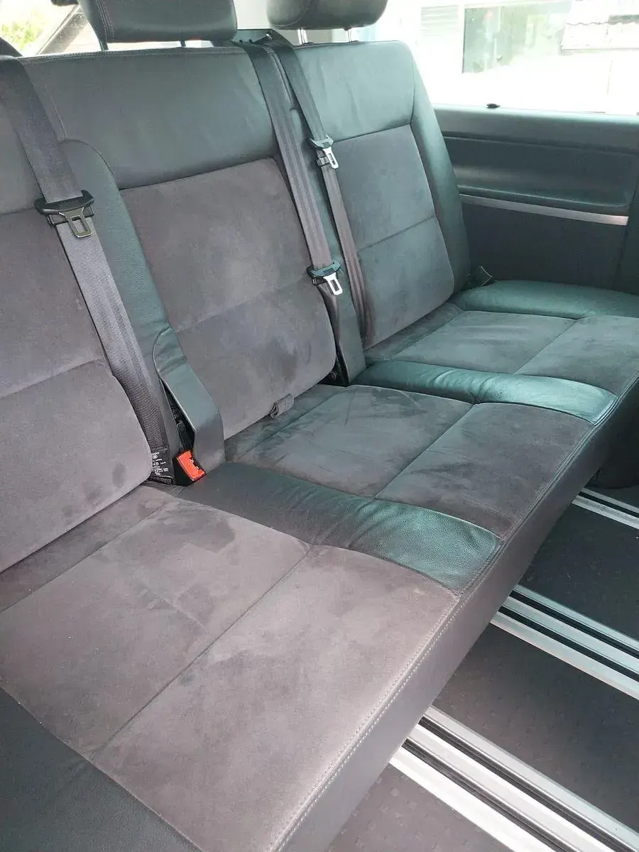 Gebraucht VW Multivan 179 PS (131 kW) 2013 Schwarz Van / Kleinbus