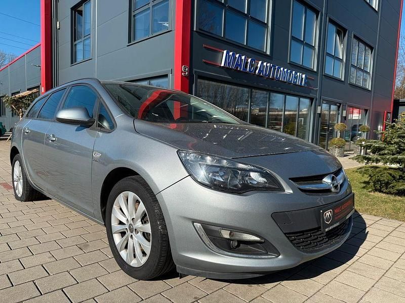 Gebraucht Opel Astra Active 165 PS (121 kW) 2013 Silber Kombi