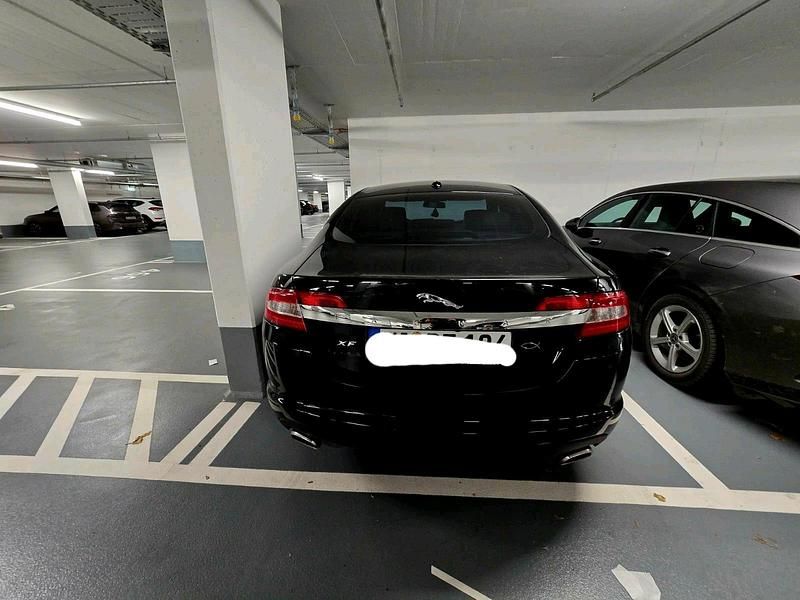 Schwarz Gebraucht 2010 Jaguar XF Limousine | 3.490 € (Superpreis) - Bild 1/4