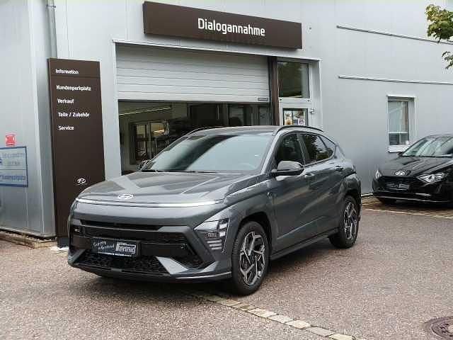 Grau Neu 2025 Hyundai Kona N Line SUV | 35.990 € (Teuer) - Bild 1/4