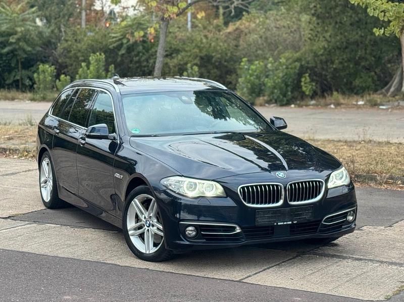 Blau Gebraucht 2016 BMW 535 Luxury Line Kombi | 15.300 € (Superpreis) - Bild 1/4