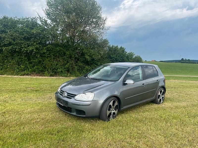 Silber Gebraucht 2008 VW Golf V Limousine | 3.290 € (Etwas zu teuer) - Bild 1/4