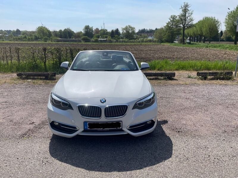 Weiß Gebraucht 2018 BMW 218 Luxury Line Cabrio | 20.000 € (Guter Preis) - Bild 1/4
