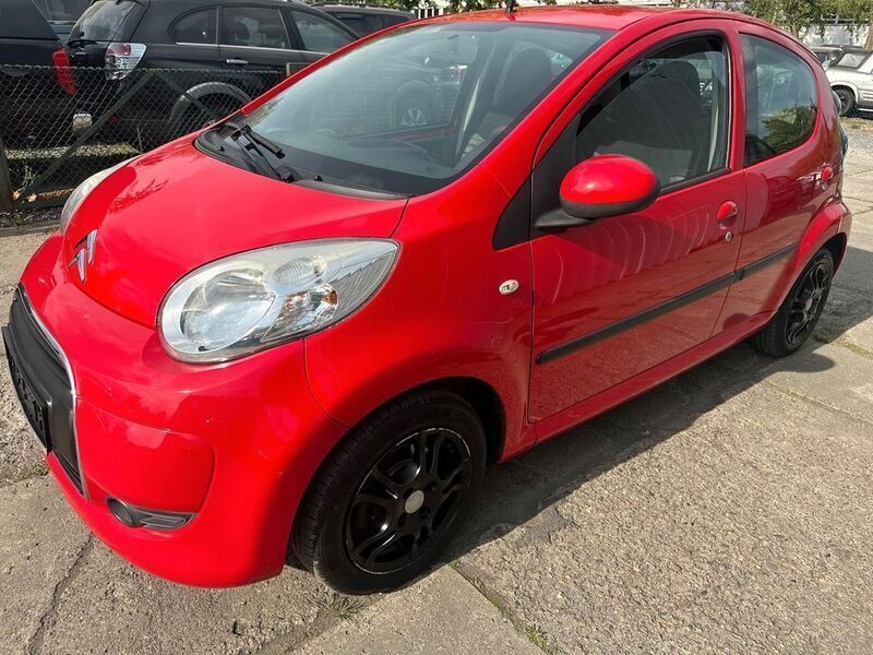 Rot Gebraucht 2009 Citroën C1 Style Kleinwagen | 3.600 € (Guter Preis) - Bild 1/4