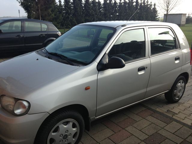 Gebraucht Suzuki Alto Club 63 PS (46 kW) 2004 Silber metallic Kleinwagen