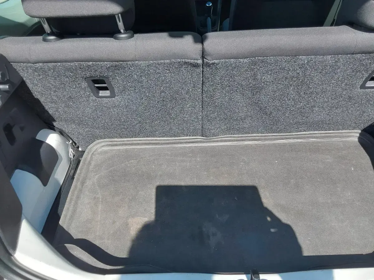 Gebraucht VW up! 60 PS (44 kW) 2015 Weiß Kleinwagen