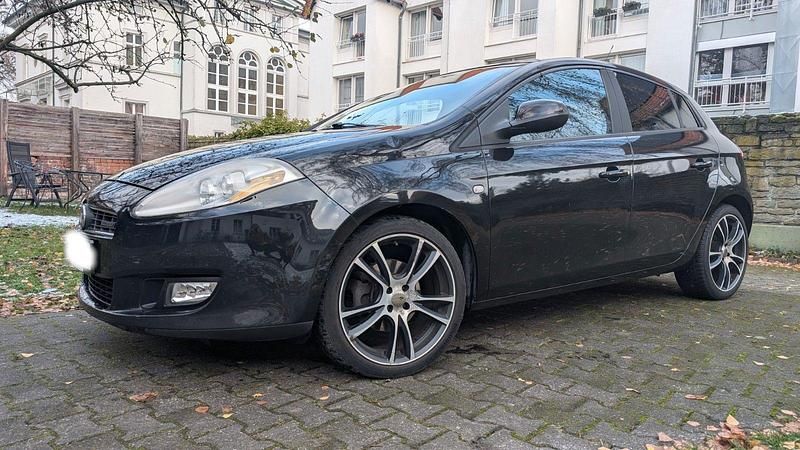 Gebraucht Fiat Bravo Dynamic 120 PS (88 kW) 2008 Schwarz Kleinwagen