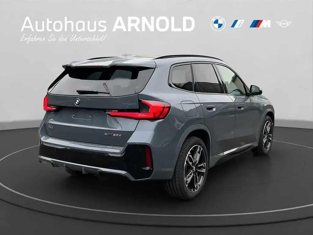 Neu BMW X1 M Sport 163 PS (119 kW) 2026 Bmw individual storm bay SUV