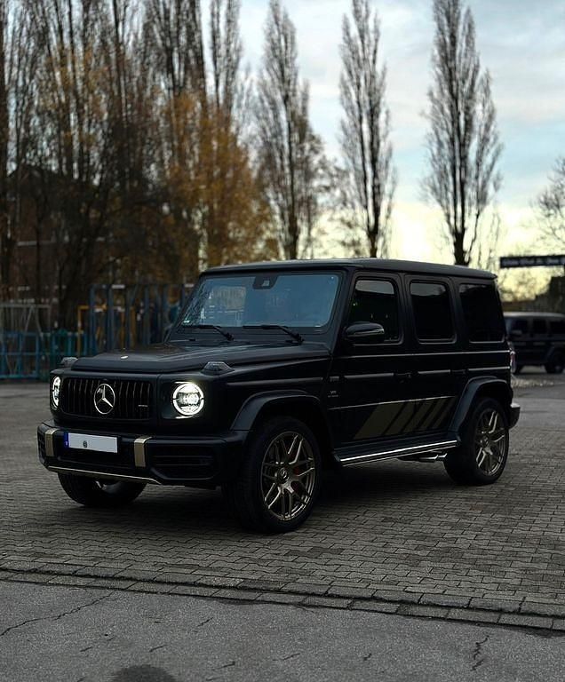 Schwarz Gebraucht 2024 Mercedes G63 AMG AMG SUV | 214.999 € (Teuer) - Bild 1/4