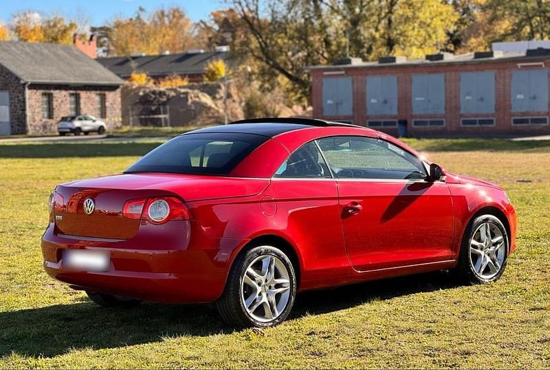 Gebraucht VW Eos 140 PS (102 kW) 2006 Rot Cabrio