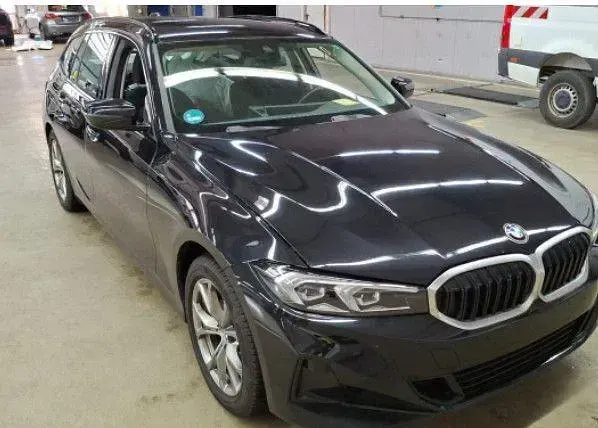 Gebraucht BMW 320 Shadowline 190 PS (139 kW) 2023 Schwarz Kombi