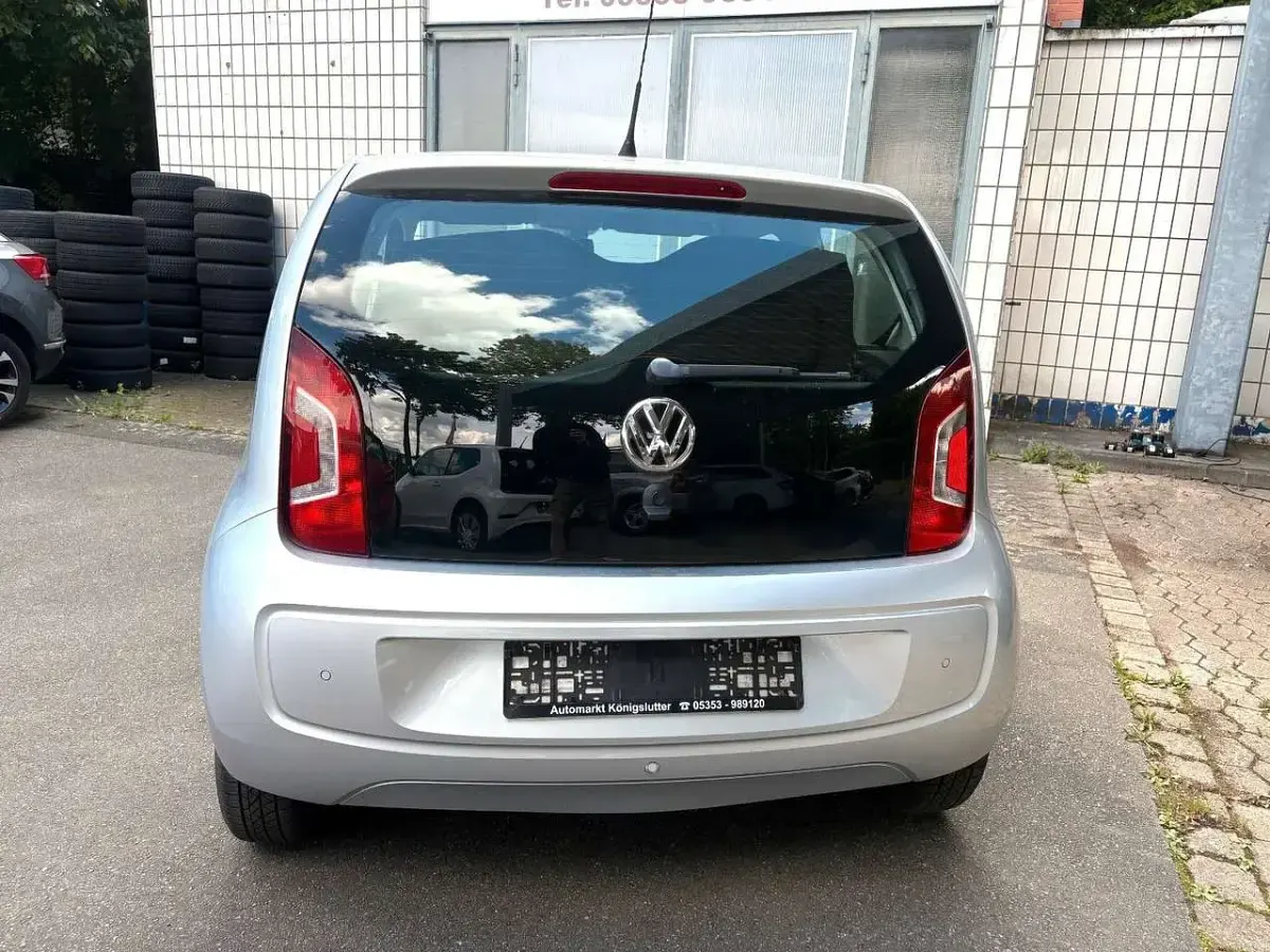 Gebraucht VW up! move up! 75 PS (55 kW) 2012 Silber Kleinwagen