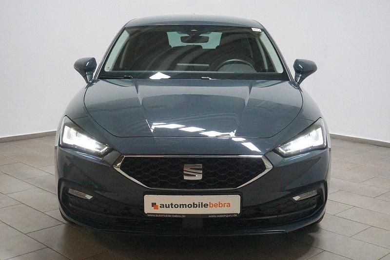 Gebraucht Seat Leon Style 116 PS (85 kW) 2025 Blau Limousine